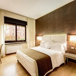 https://romana-residence.it-lombardy.com
